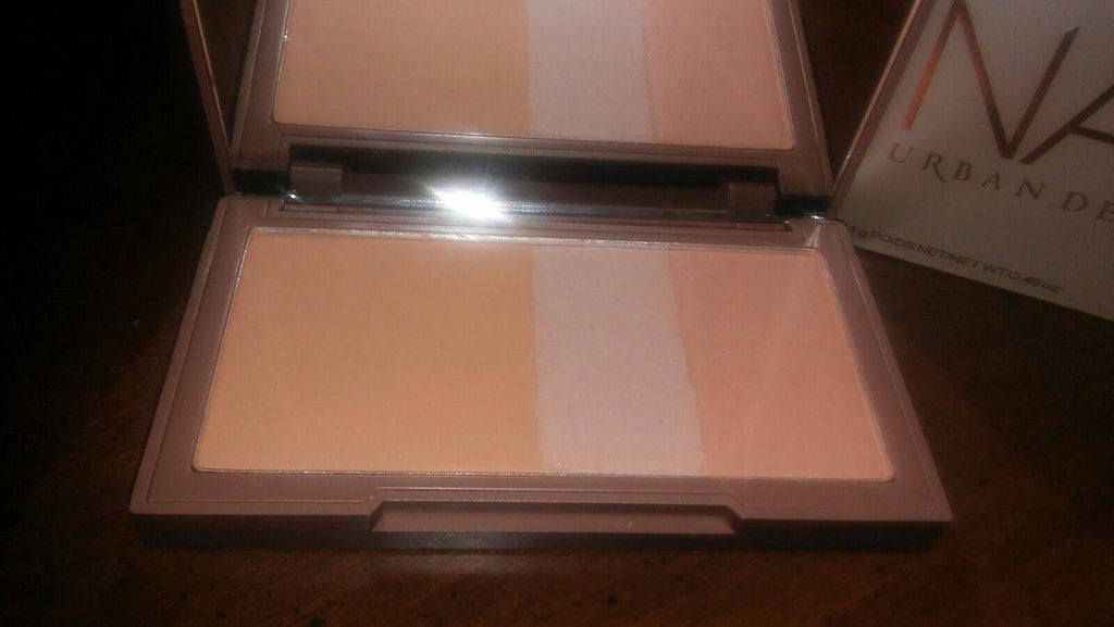 Flushed Bronzer Blush 0.49 oz k7
