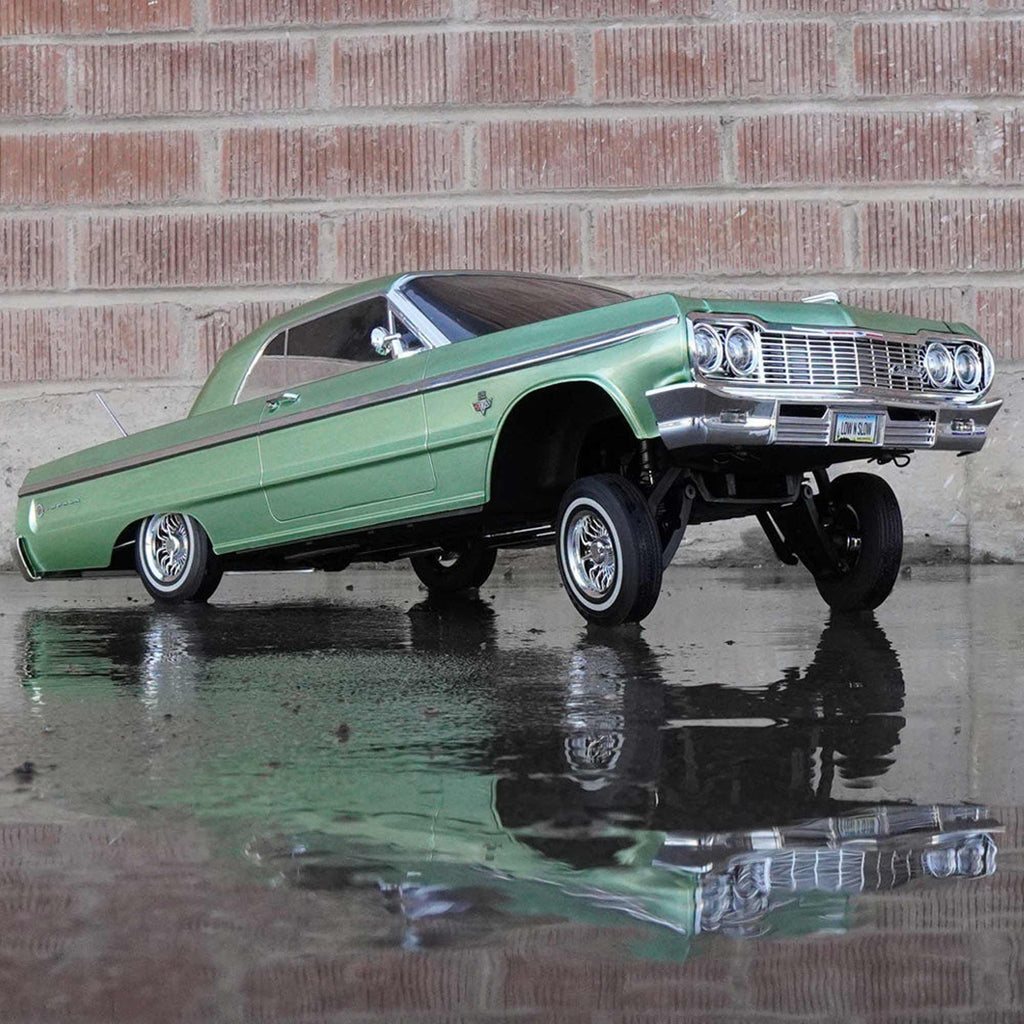 Chevrolet Impala 1/10 Lowrider RTR Green a7