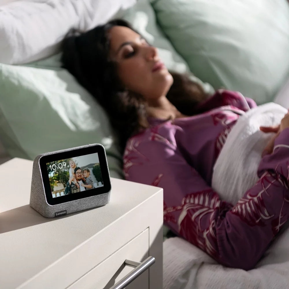 Smart Alarm Clock with Wireless Charging Dock g7