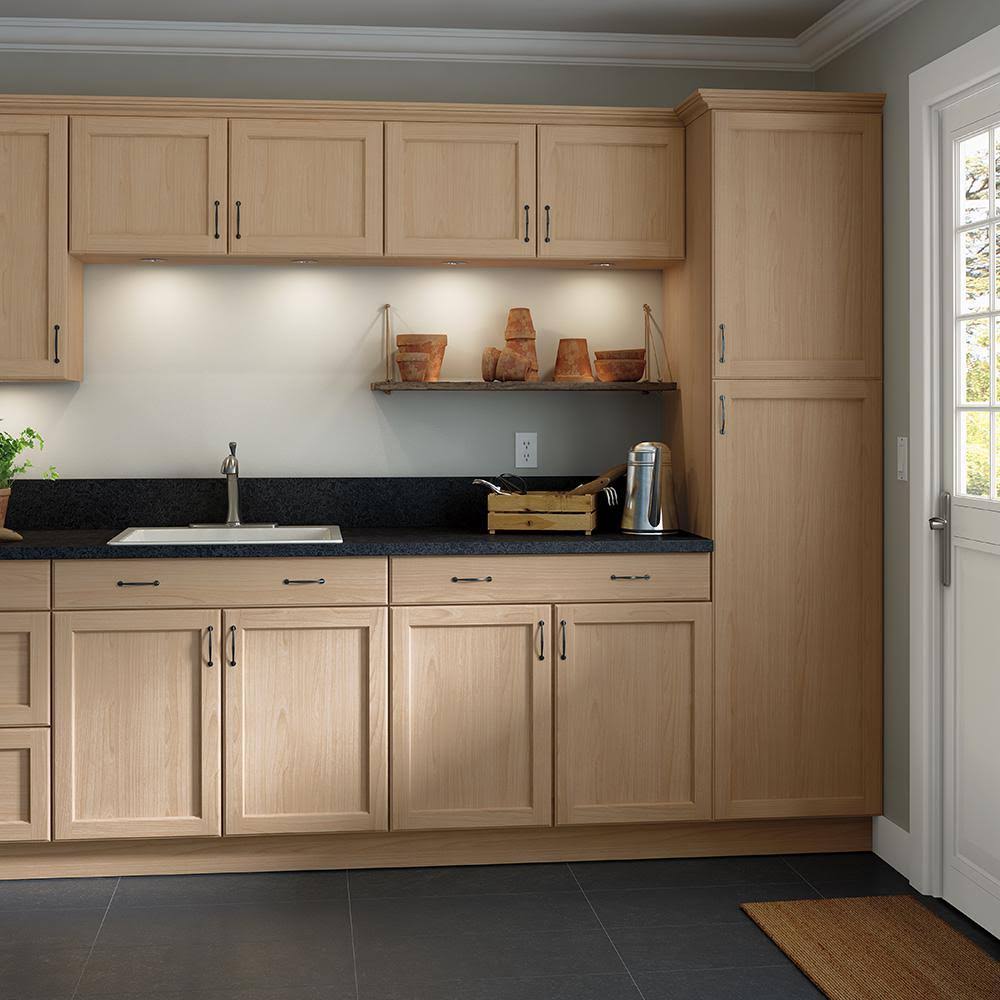 Base Cabinet with Drawer 30x34.5x24 in Unfinished Beech k7