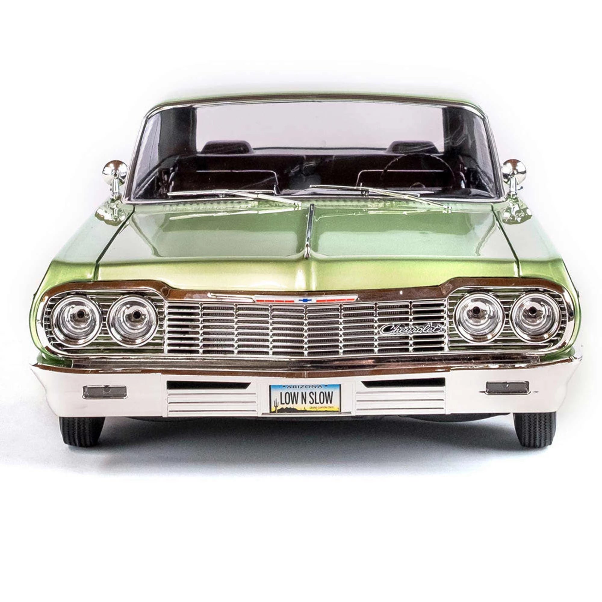 Chevrolet Impala 1/10 Lowrider RTR Green a7