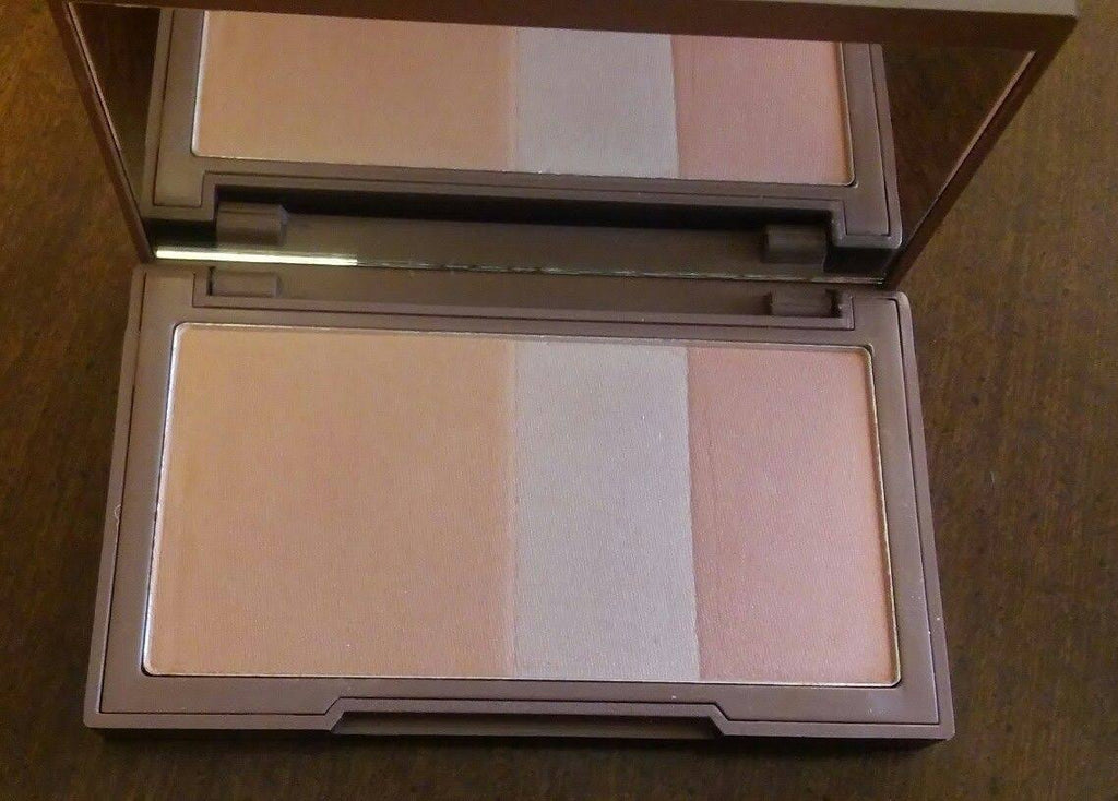 Flushed Bronzer Blush 0.49 oz k7