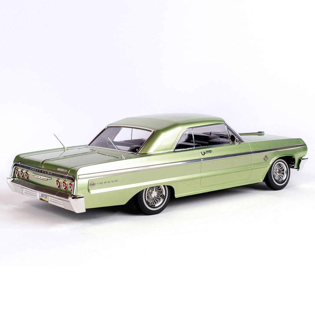Chevrolet Impala 1/10 Lowrider RTR Green a7