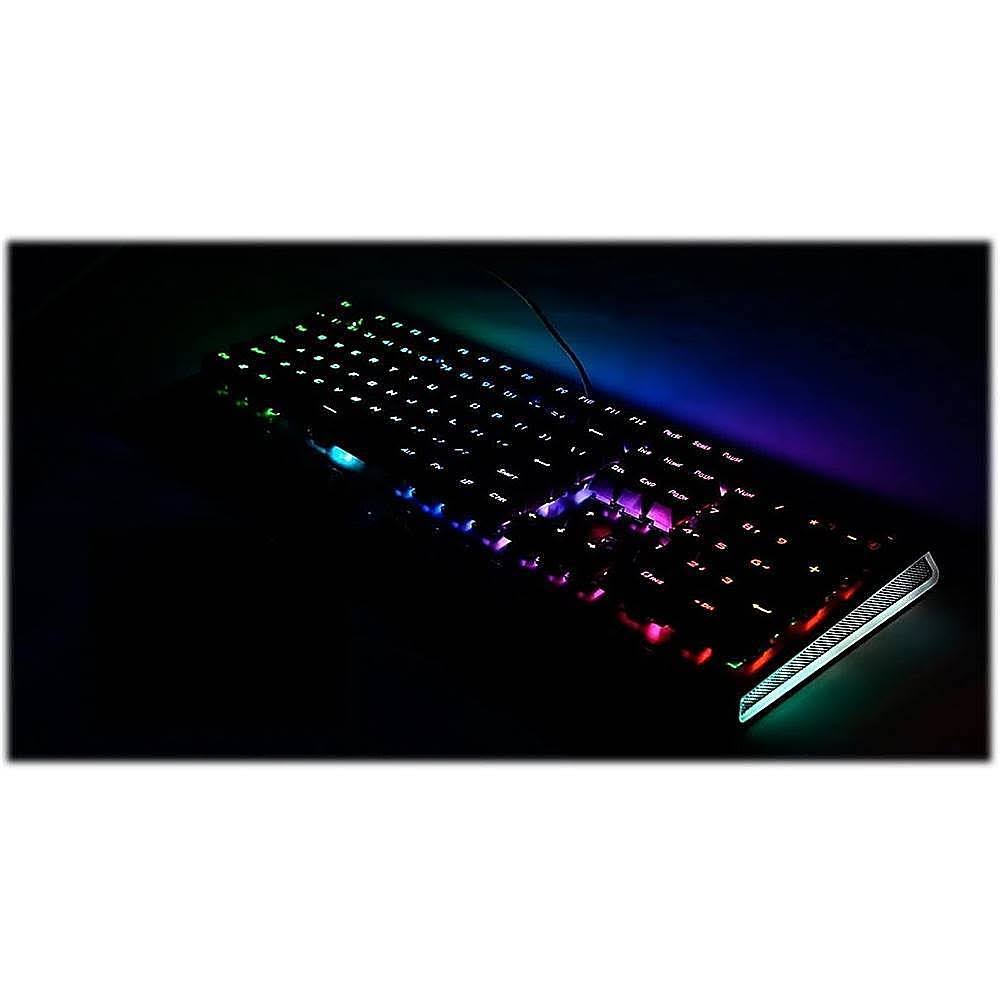 Gaming Keyboard with RGB Mechanical Switches k7