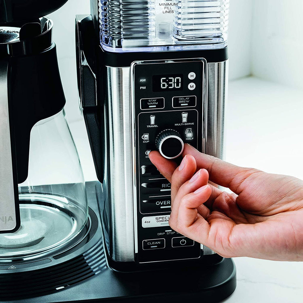 Coffee Maker with Glass Carafe k7